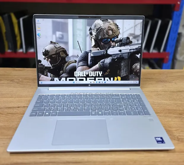 Laptop HP ProBook 460 G11: Intel Core Ultra 7, 8GB RAM, 512GB SSD - 1