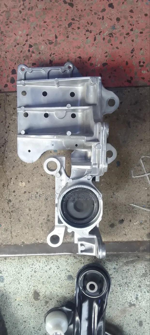 Nissan X-Trail T31 Gear Mounting - 1