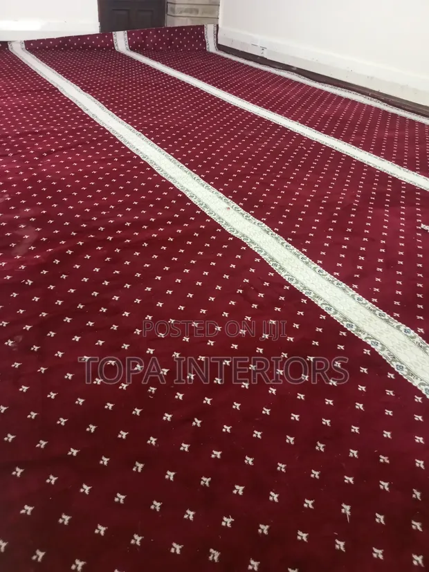 Flowered Maroon Executive Wall-to-Wall Office Carpets - 1
