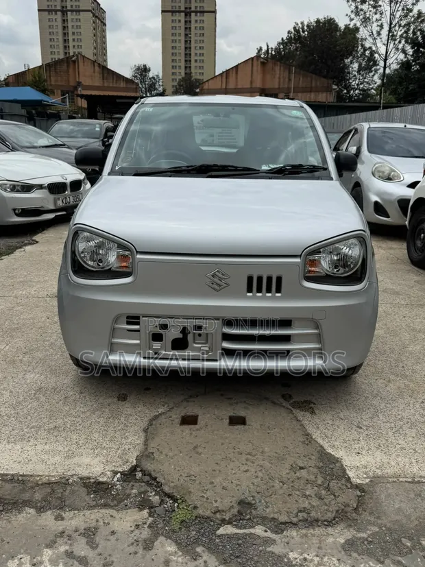 Suzuki Alto 2019 Nyeupe - 1
