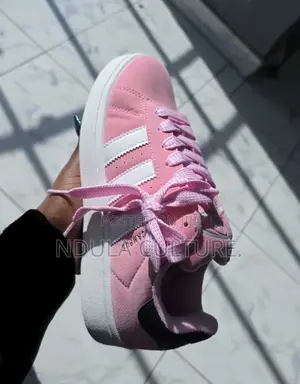 Original Adidas Campus Sneakers