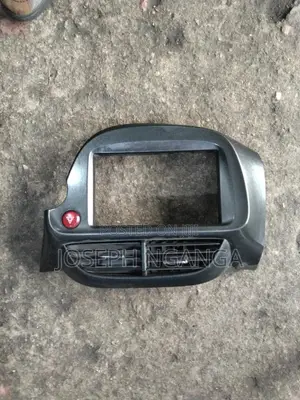 Honda Fit 2012 Radio Console