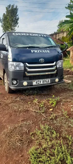 Toyota HiAce 2014 Basi - Inchi 14