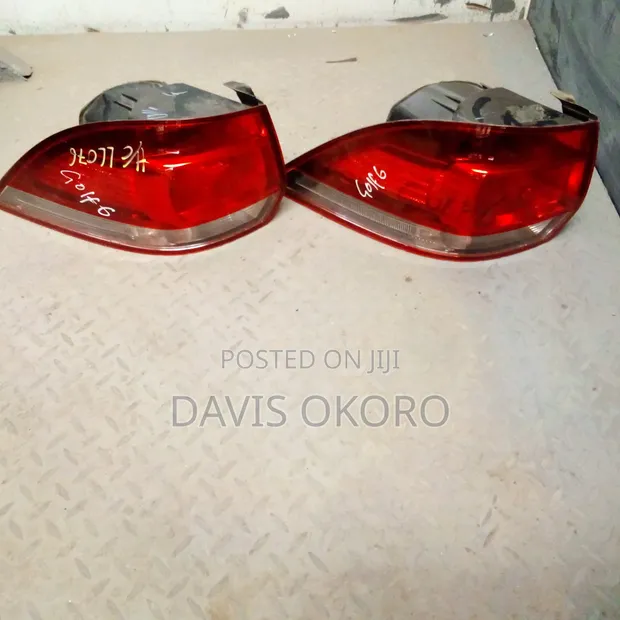 VW Golf Headlights (2007-2009) - 1