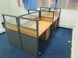 Kazi ya Ofisi ya Njia 4 za Kisasa na Sehemu za Kioo & Droo - 3