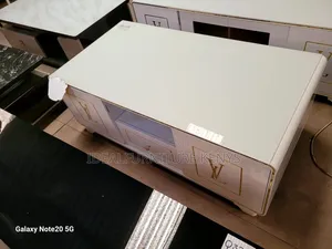 Kikombe cha Kahawa cha Kisasa chenye Kioo cha Juu - Muundo wa LV