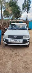 Toyota Probox 2017 Nyeupe - 2