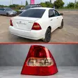 Tail Lamp Unit Toyota Corolla Saloon NZE 2001-2002 (Upande wa Kulia) - 1