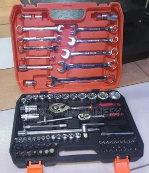82-Piece Mechanic's Socket and Wrench Tool Set