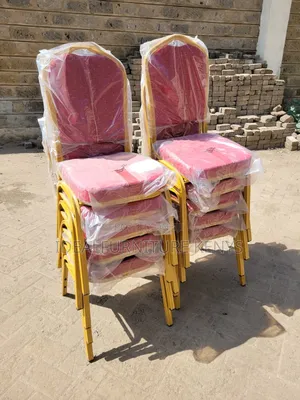 Kiti cha Mkutano Chekundu na Fremu ya Dhahabu