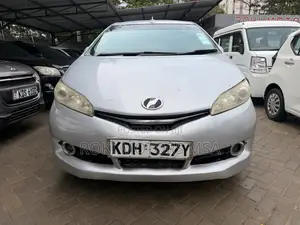 Toyota Wish 2015 Nyeusi