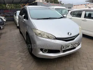 Toyota Wish 2015 Nyeusi