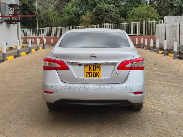 Nissan Sylphy 2016 Nyeupe - 1
