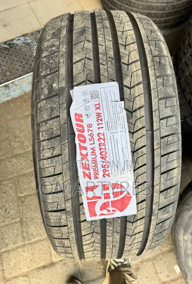 Zextour 295/40R22 Premium SUV Tyres - 1