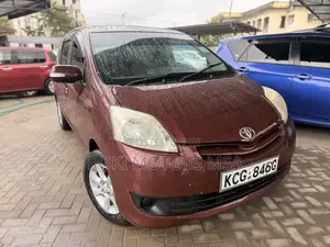 Toyota Passo Sette 2009 Maroon 7 Seater