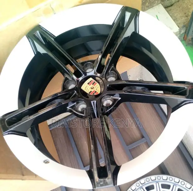 Magurudumu ya Porsche Cayenne 20" - Nyeusi na Mstari Mweupe (Set Kamili) - 1