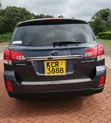 Subaru Outback 2011 Kijivu - 2