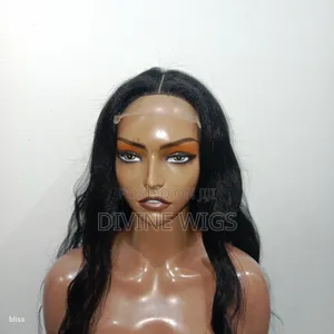 T-Closure Wig - Mrefu Mwenye Mawimbi