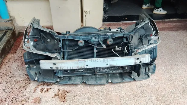 Toyota Mark II GX110 Nosecut Shell (Used) - 1