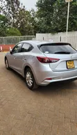 Mazda Axela 2018 Silver - 2
