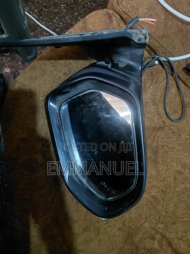 Kioo cha Ndani cha Toyota Yaris 2020 - 1