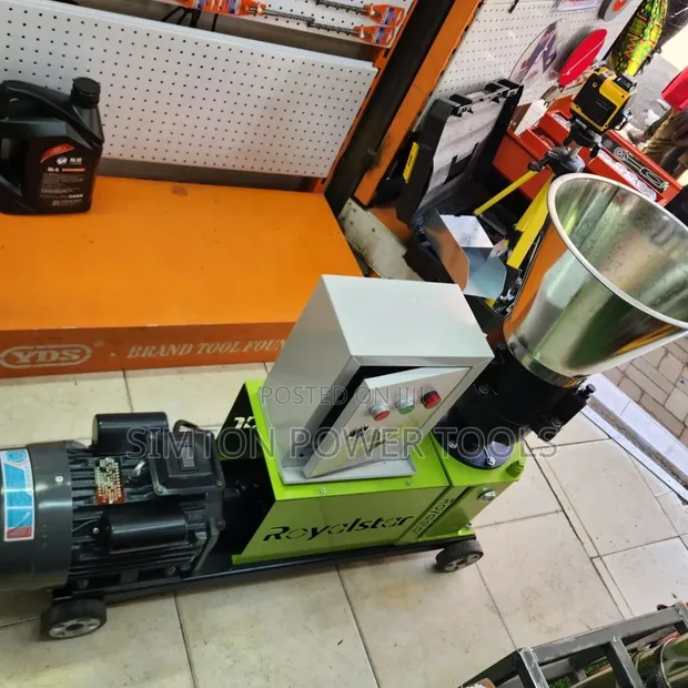 Royalstar Heavy Duty Electric Feed Pelletizer Machine - 1