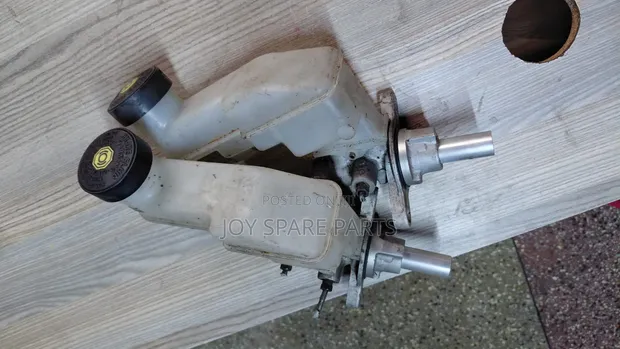 Master Cylinder ya Toyota Ractis/Vitz/Belta - 1