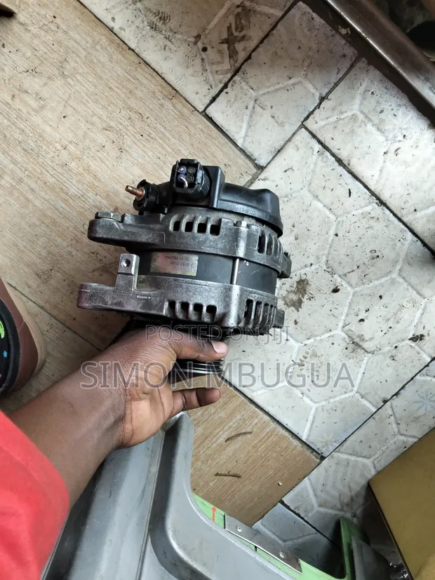 Alternator ya Toyota Mark X GRX110 (2004-2007) - 1