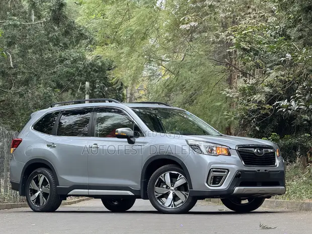 Subaru Forester Sport AWD 2019 Silver - 1