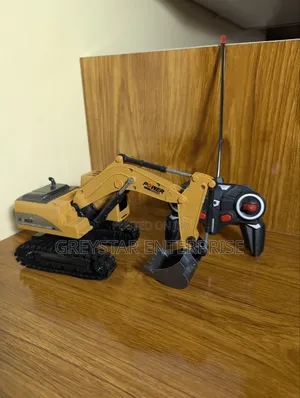 2.4G Remote Control Excavator Toy - Alloy, 6 Channels