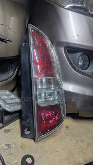 Taa ya Nyuma ya Toyota Passo (Iliyotumika)