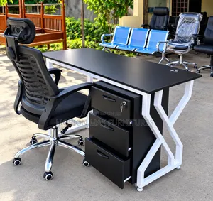 Boss Office Products Metallic Office Table na Blackwood Pedestal