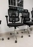Kiti cha Ofisi cha Mesh chenye Ergonomic na Headrest - 2
