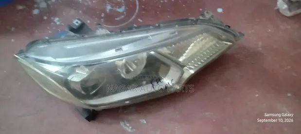 Honda Fit 2015 Xenon Headlight (Iliyo tumika) - 1