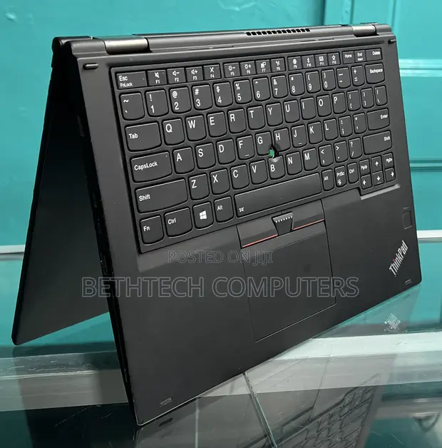 Lenovo ThinkPad X390 Yoga 16GB i5 SSD 256GB - 1