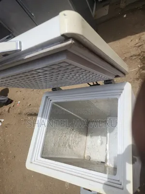 Premier Chest Freezer 130 Litres