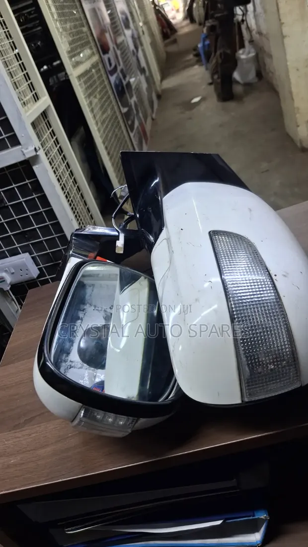 Side Mirrors za Toyota Harrier 240 (Zilizotumika) - 1