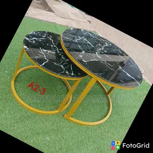 Meza ya Kahawa Nyeusi ya Marble-Effect (Nesting)