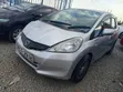 Honda Fit 2012 Nyeupe - 2
