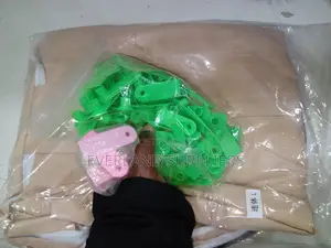 Vitambulisho Vipya vya Masikio kwa Usimamizi wa Mifugo