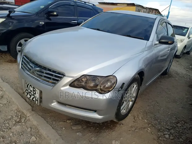 Toyota Mark X 2011 Silver - 1