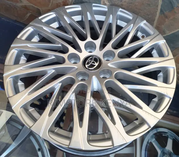 18" Silver Alloy Rims - Full Set for Crown, RAV4, Vanguard, Mark X - 1