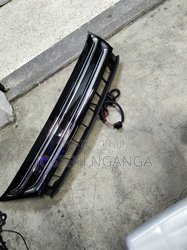 Toyota Harrier New Model Grill - 1