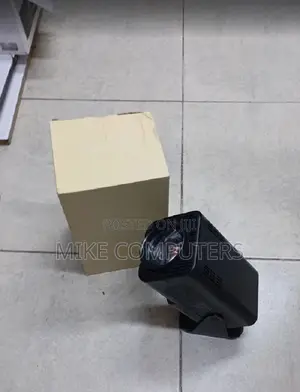 Hy320 Mini WiFi Android Projector with Speaker