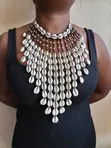Mkufu wa Mikufu wa Maganda ya Konokono wa Kiafrika Uliotengenezwa kwa Mikono - 2