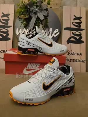 Nike Air Max Ultra Sneakers