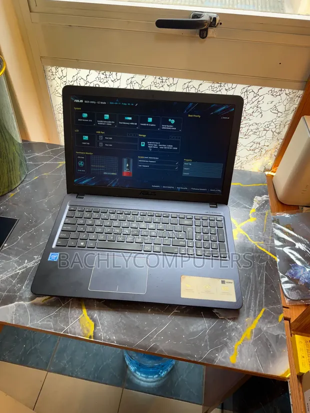 Laptop Asus VivoBook X540SA 4GB RAM 500GB HDD - 1