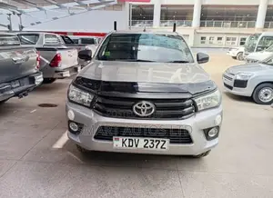 Toyota Hilux Revo Single Cab 2.8 Diesel RWD 2018 Silver