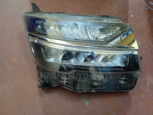 Daihatsu Move 2018 Xenon Headlight - 1