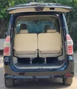Toyota Noah 2009 Nyeusi - 3